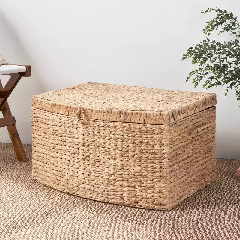 Baúl rectangular de jacinto de agua de 26"x19"x14" en color marrón natural: arcón de almacenaje, estructura de hierro