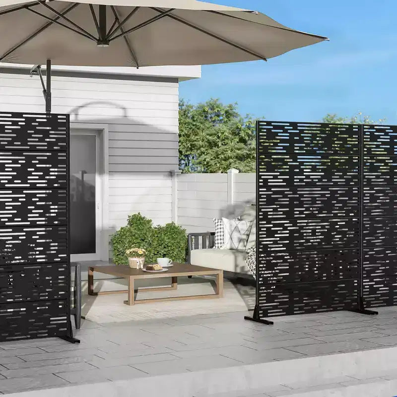 Jardinera de metal negro de 72 pulgadas de alto por 47 pulgadas de ancho con enrejado y pantalla de privacidad para patio de café, jardín y balcones