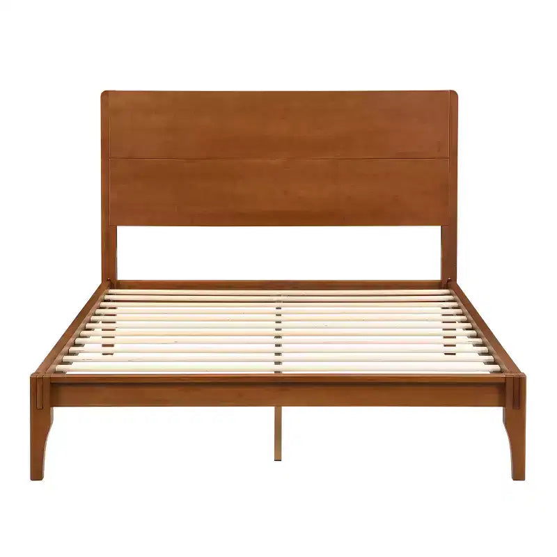 Cama de plataforma de bambú moderna de mediados de siglo con cabecero y soporte metálico