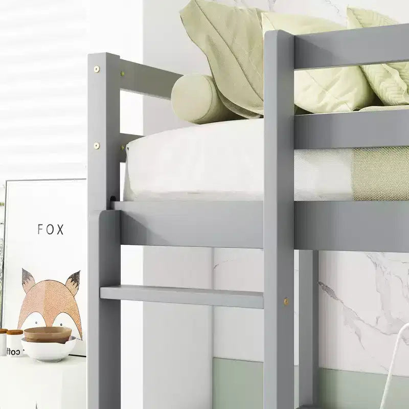 Cama alta doble de madera con cama inferior, escritorio integrado, armario de almacenaje de 2 cajones, barandillas, gris