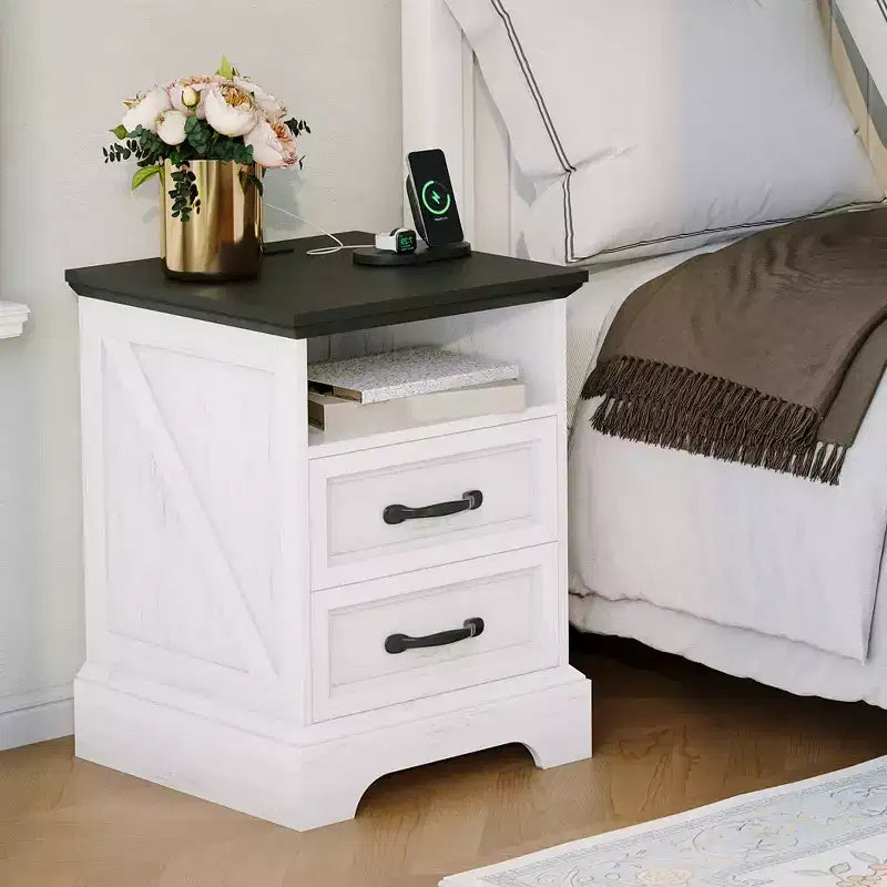 Mesita de noche rústica de estilo rústico, 2 cajones, mesita de noche moderna de madera, puertos USB y tomas de CA, MDF duradero, tiradores de metal, blanca