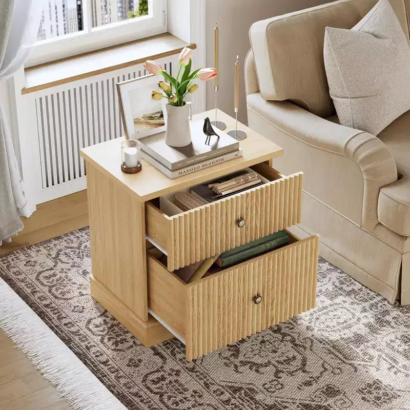Mesita de Noche Acanalada Moderna, Mesita de Noche de 24 pulgadas, Gabinete Pequeño de Almacenamiento con 2 Cajones, Mesa Auxiliar con Base Curva Estable