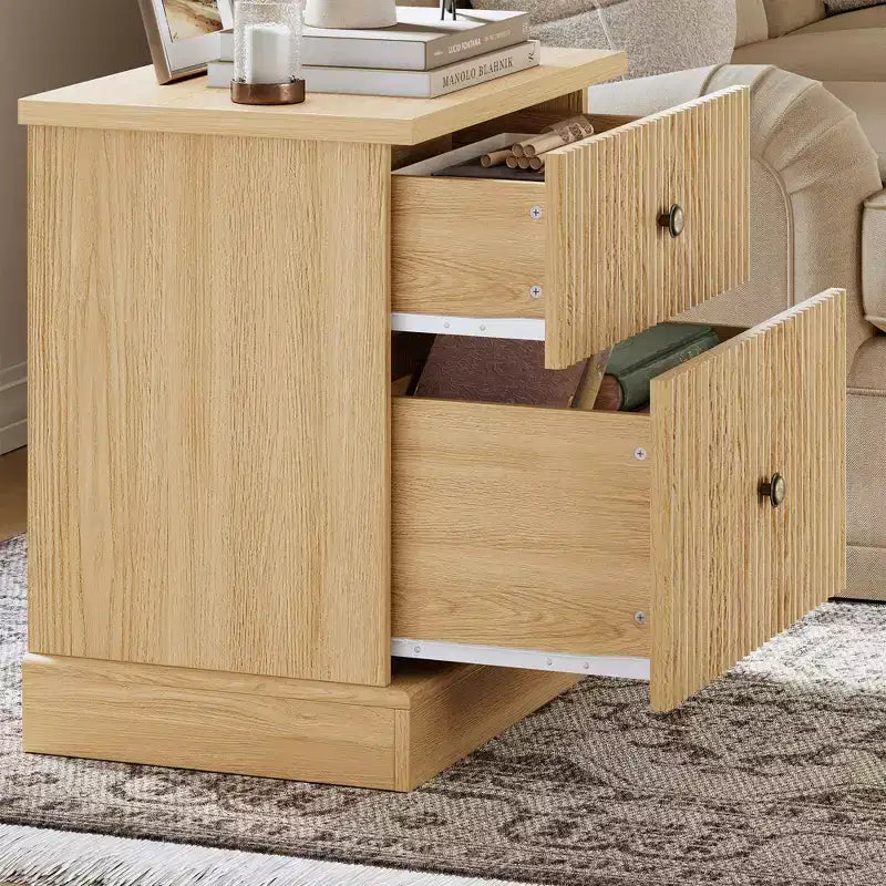 Mesita de Noche Acanalada Moderna, Mesita de Noche de 24 pulgadas, Gabinete Pequeño de Almacenamiento con 2 Cajones, Mesa Auxiliar con Base Curva Estable