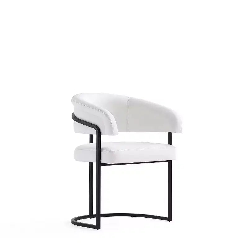 Silla de comedor moderna tapizada en piel sintética