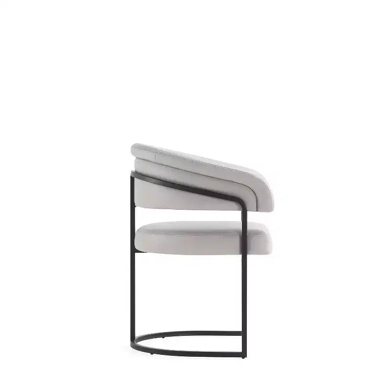 Silla de comedor moderna tapizada en piel sintética