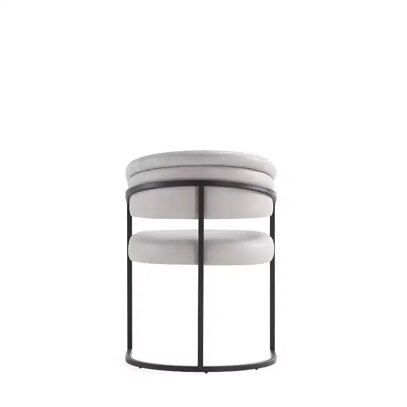 Silla de comedor moderna tapizada en piel sintética
